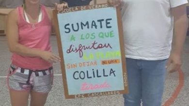 Photo of Alumnos de Cascallares realizan cartel y ceniceros para las playas del distrito
