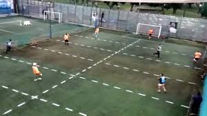 Photo of ¿Ya lo viste? Crearon un “Metegol humano” para cumplir con el distanciamiento social