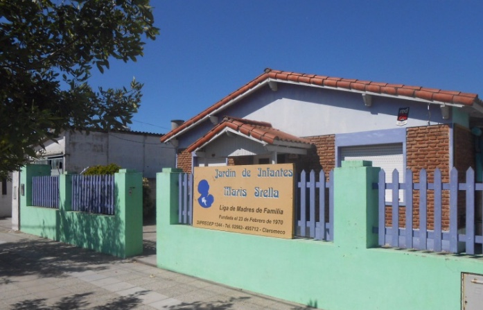 Photo of Donación del Club 24 de Abril al Jardín 921
