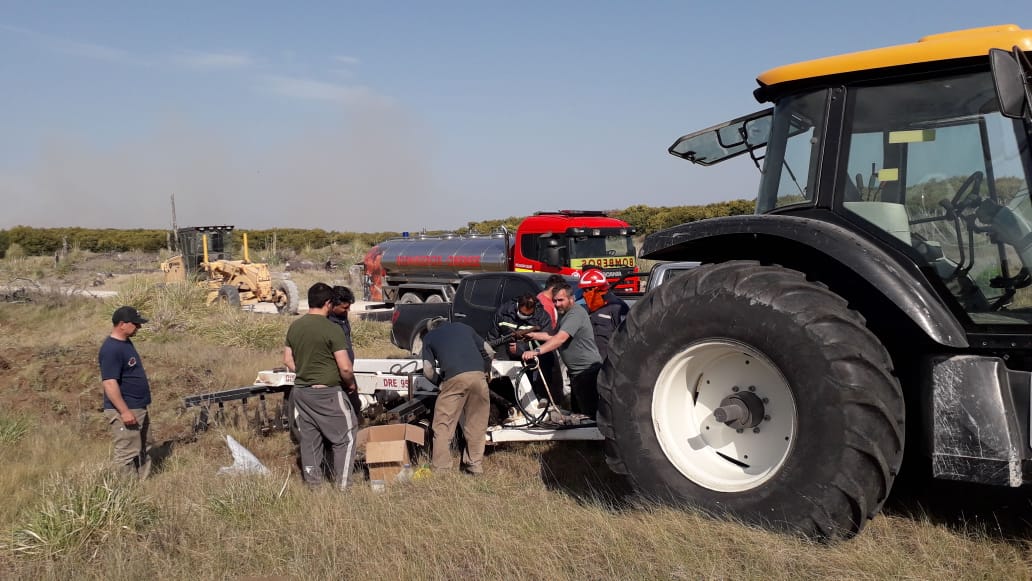 Photo of Fuego bajo control y trabajo en equipo