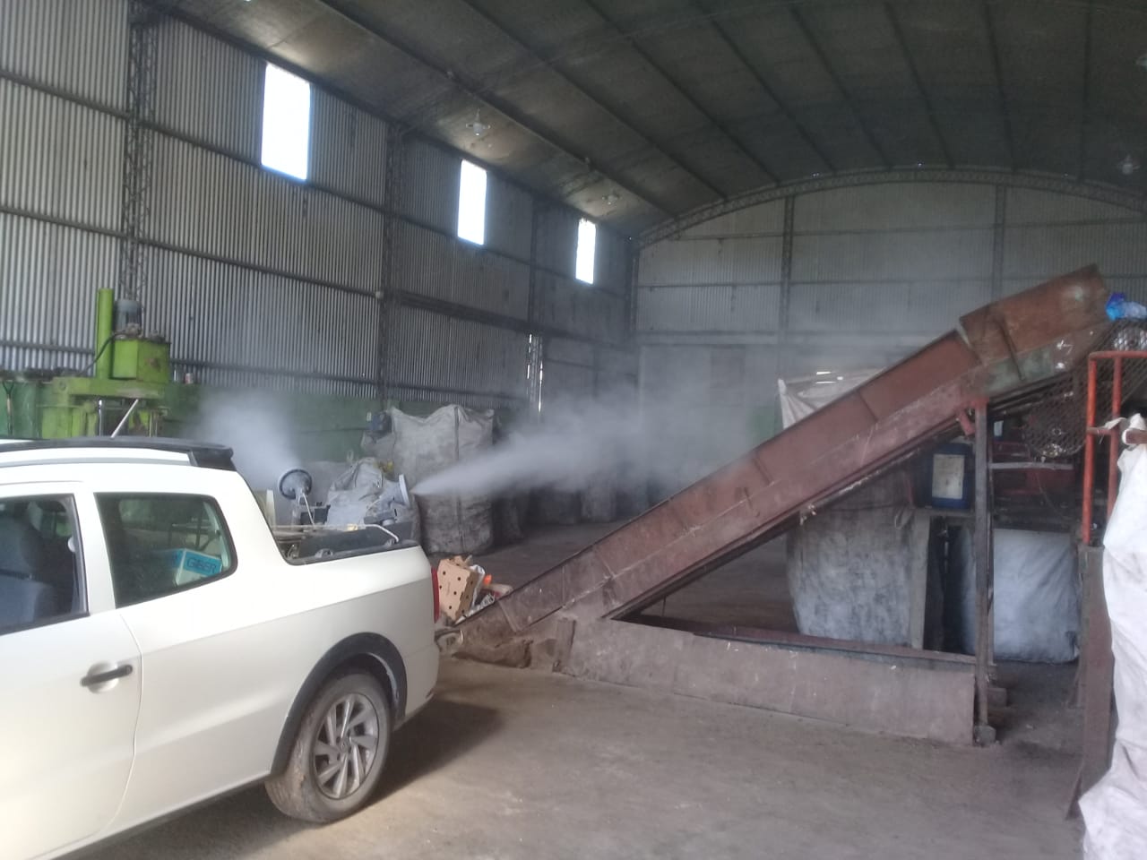 Photo of Bellocq: desinfectan la planta de reciclado por posible caso de coronavirus