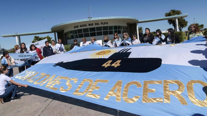 Photo of A 3 años de la tragedia: Homenajearon a los 44 tripulantes del ARA San Juan