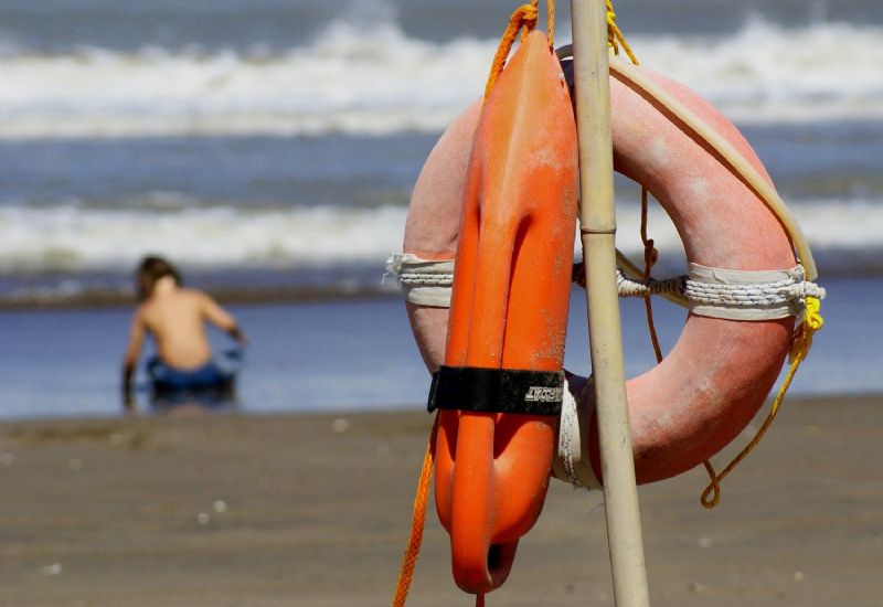 Photo of En Villa Gesell los guardavidas deberán indicar con banderas cuándo una playa está saturada o disponible